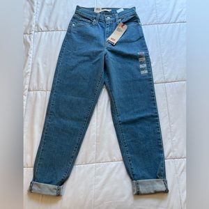 Women’s Levi’s Jeans